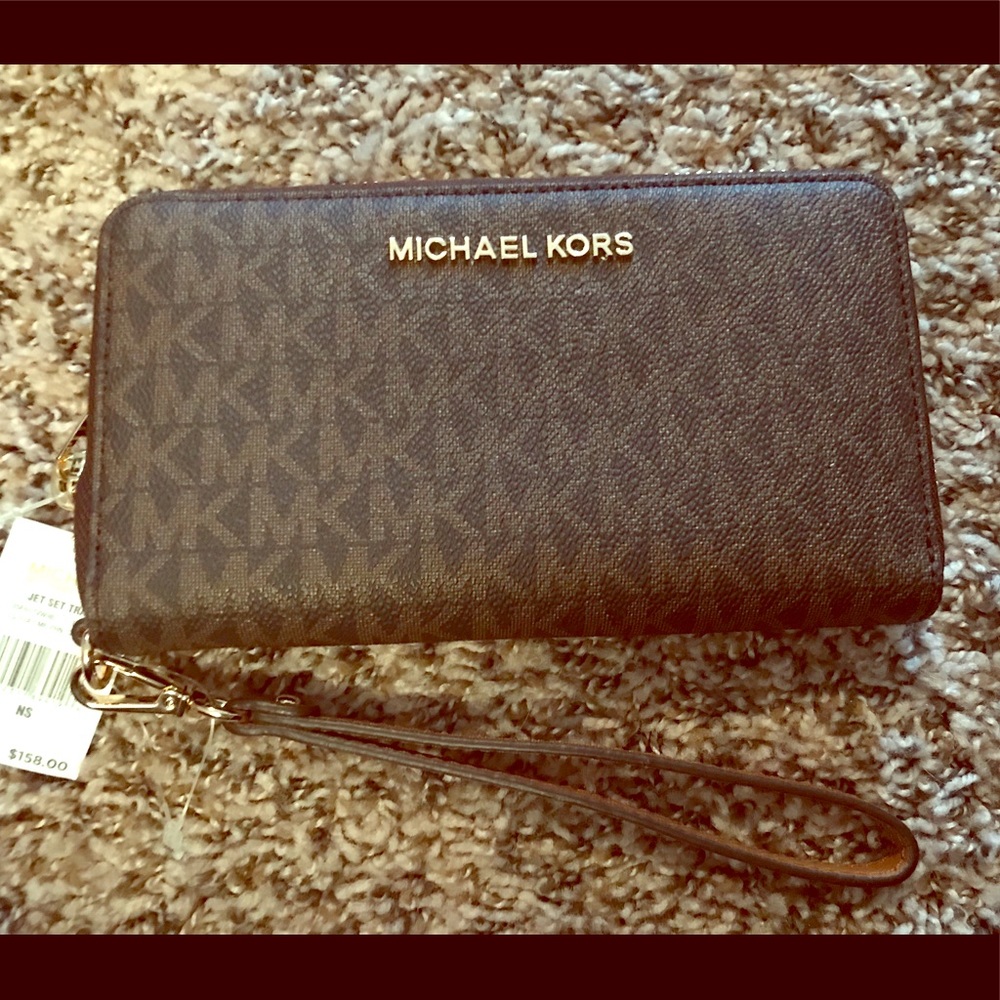 Michael Kors Wristlet